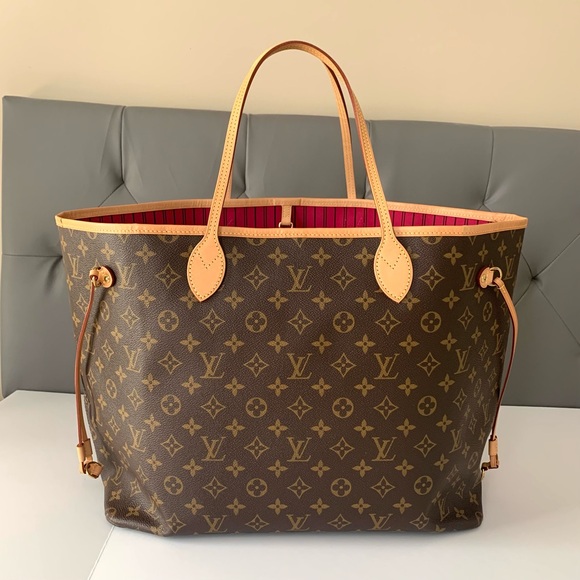 Louis Vuitton Neverfull GM in Monogram Canvas - Picture 13 of 14